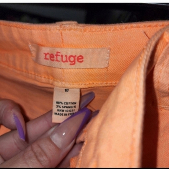 Nwt Refuge neon orange distressed shorts 18 - Picture 3 of 3